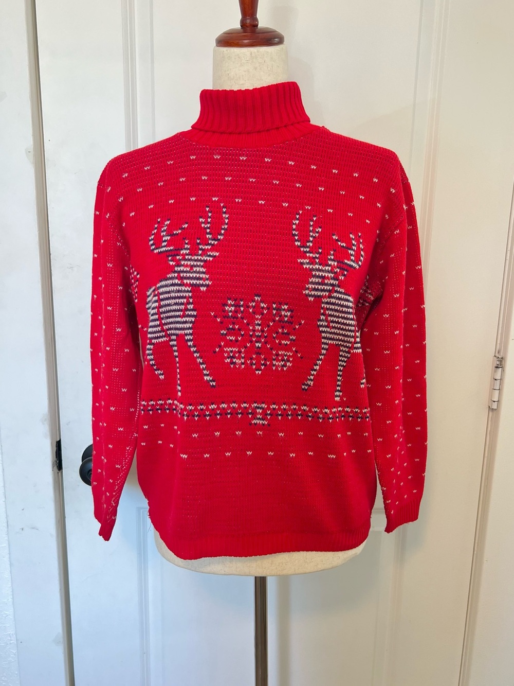 VNTG 1960s Christmas Turtleneck Sweater Jumper Union Made